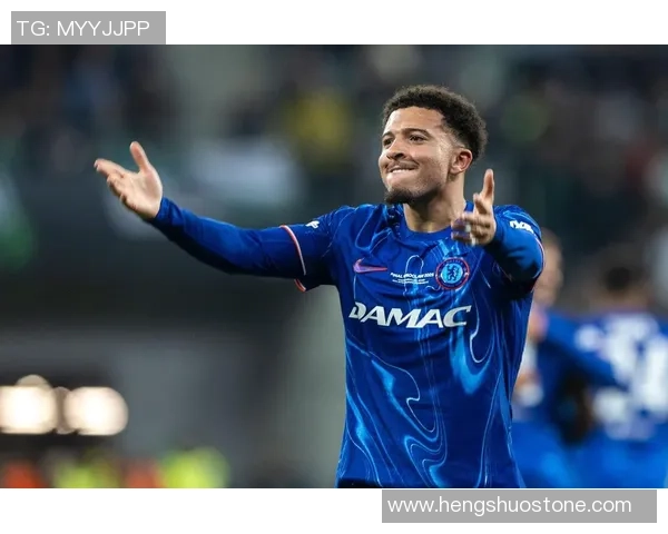 足球史上最抠的足球明星揭秘他们如何在财富与节俭之间找到平衡