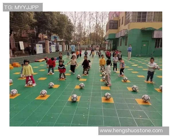 用足球纸粘土打造梦想球场体验创意手工乐趣与亲子互动 用足球纸粘土打造梦想球场体验创意手工乐趣与亲子互动